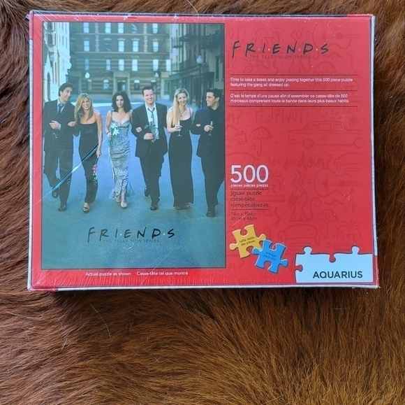 Friends jigsaw puzzle NEW 500 piece - Picture 1 of 2